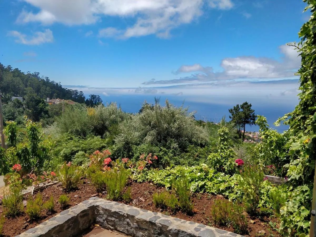 Achadinha - Mountain Cottage Arco da Calheta  Arco da Calheta (Madeira)